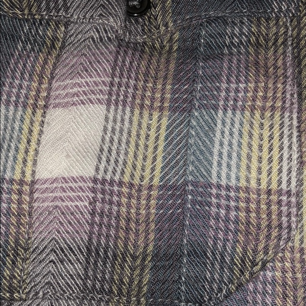 Flannel - Picture 3 of 4